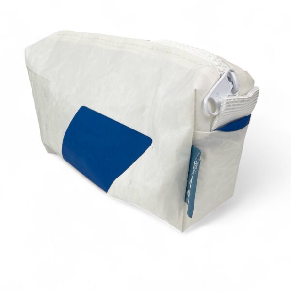 Recycled Sailcloth Wash Bag Thumbnail