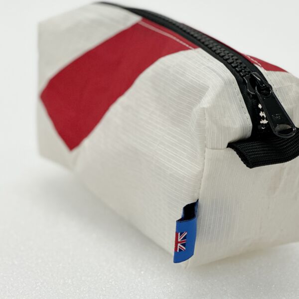 Recycled Sailcloth Wash Bag Thumbnail
