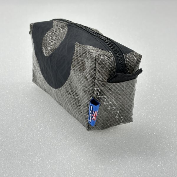 Recycled Sailcloth Wash Bag Thumbnail
