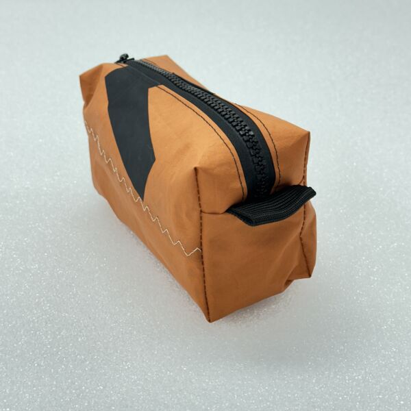 Recycled Sailcloth Wash Bag Thumbnail
