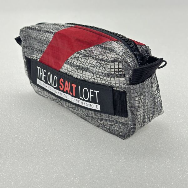 Recycled Sailcloth Wash Bag Thumbnail