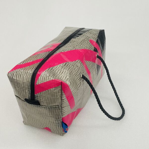 Recycled Sailcloth Medium Holdall Thumbnail